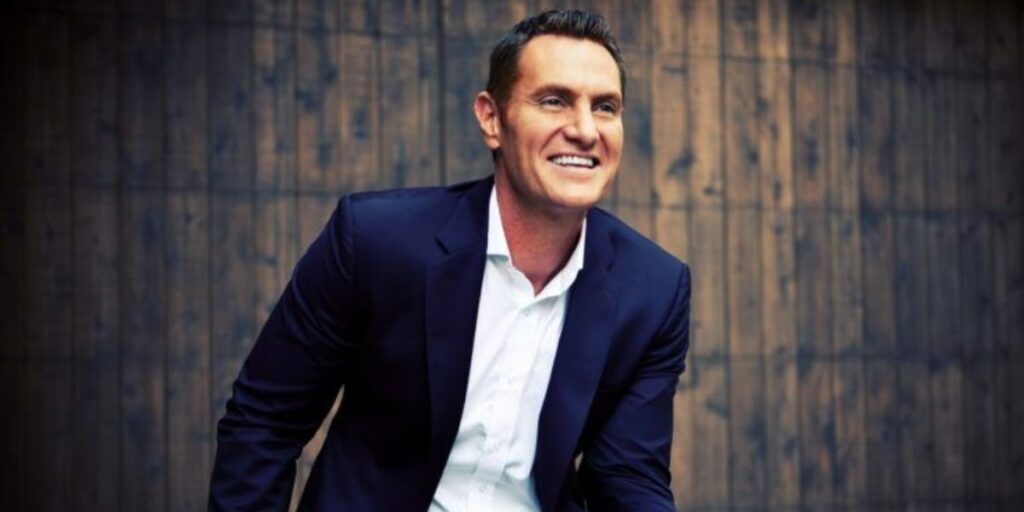 “Darren Hardy’s favorite quotes, books, and training on success for personal and professional growth”