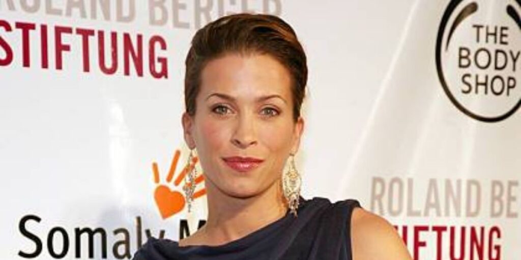 Christina Cox smiling Canadian actress 2025
