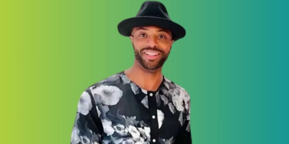 Marquett Davon Burton smiling, entrepreneur and creator of Fletch App, showcasing his positive and approachable personality