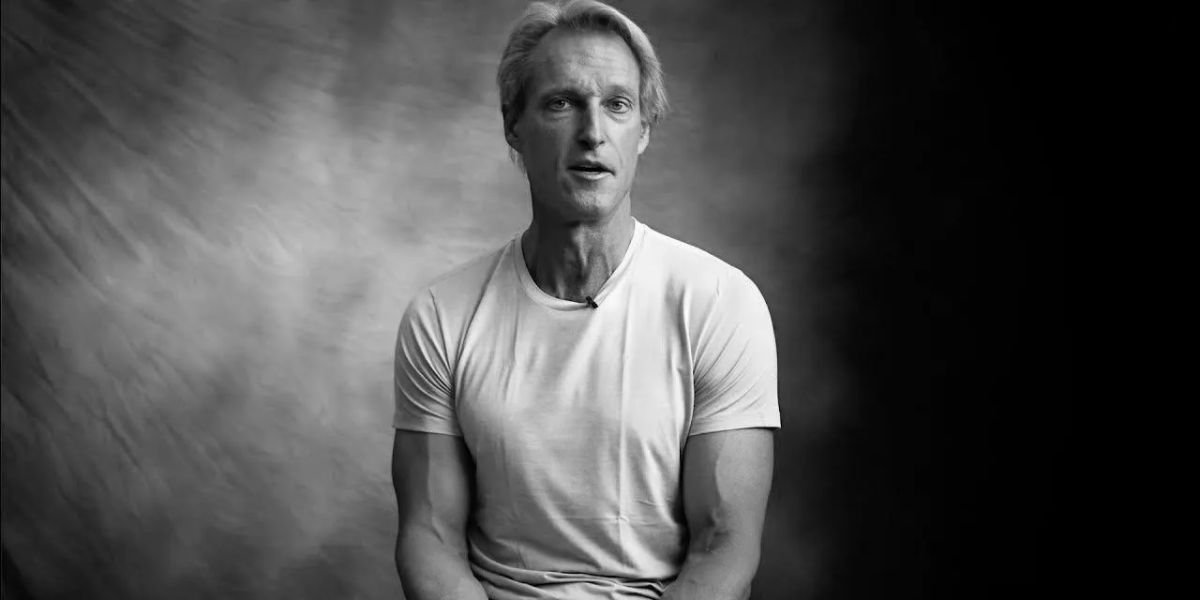 Ashley Willcott professional portrait image